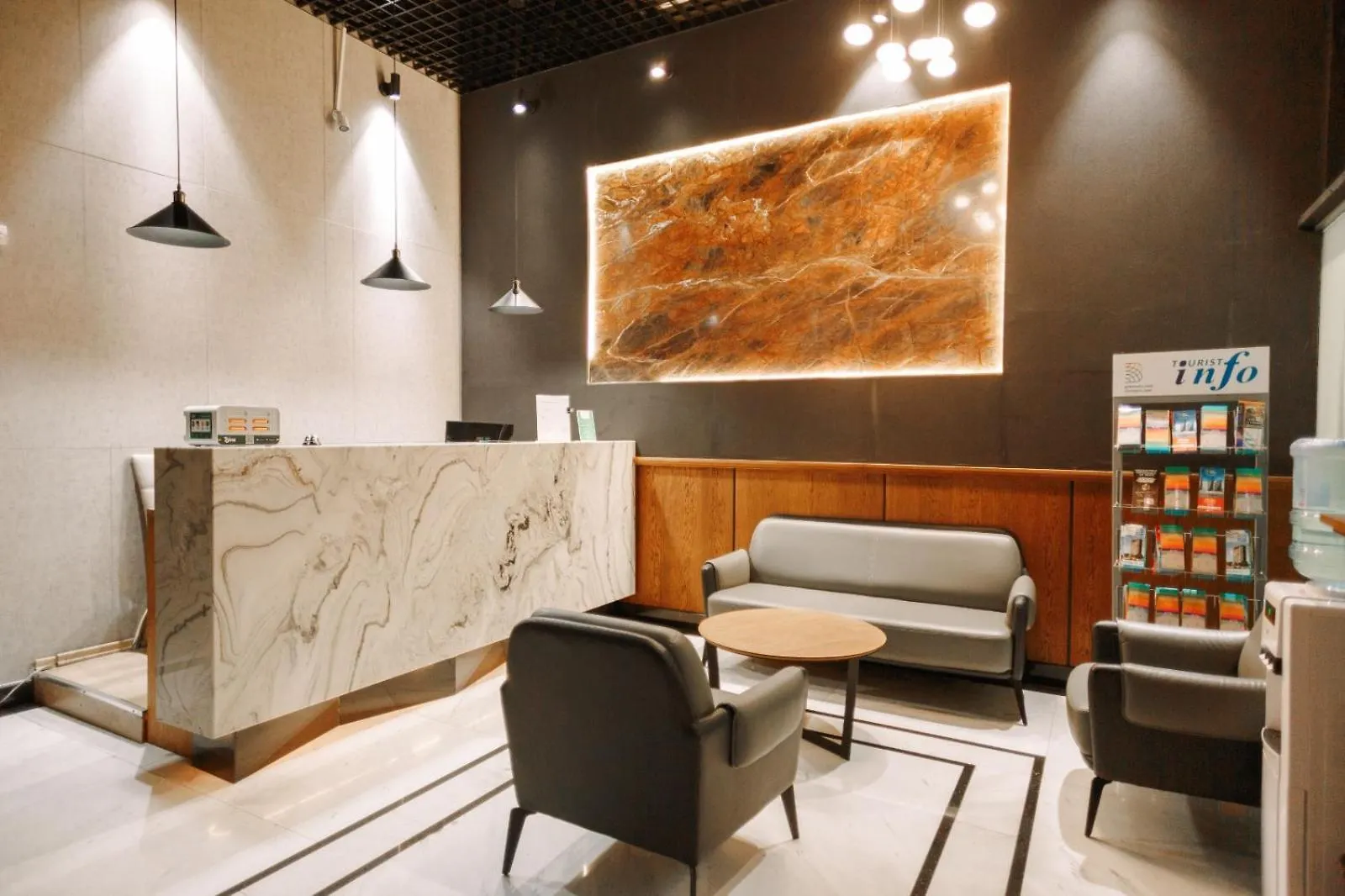 Bel Mare Boutique Hotel Batumi 4*,
