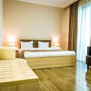 Cherry Garden 4*, Tbilisi Georgien